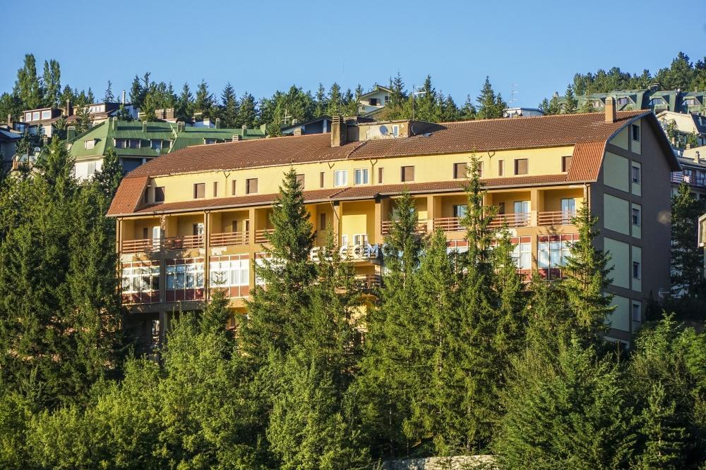 Family Hotel Como Ривізондолі Екстер'єр фото